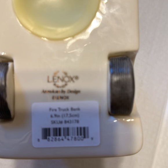 Lenox Fire Truck Bank. new - Picture 6 of 8